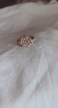 Load image into Gallery viewer, Silver Rose Ring