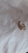 Load image into Gallery viewer, Silver Rose Ring
