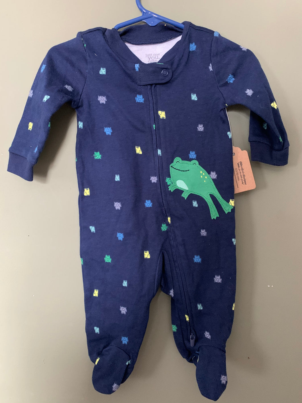 Frog Footed Sleeper