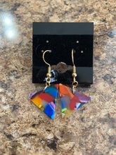 Load image into Gallery viewer, Multicolor shape earrings
